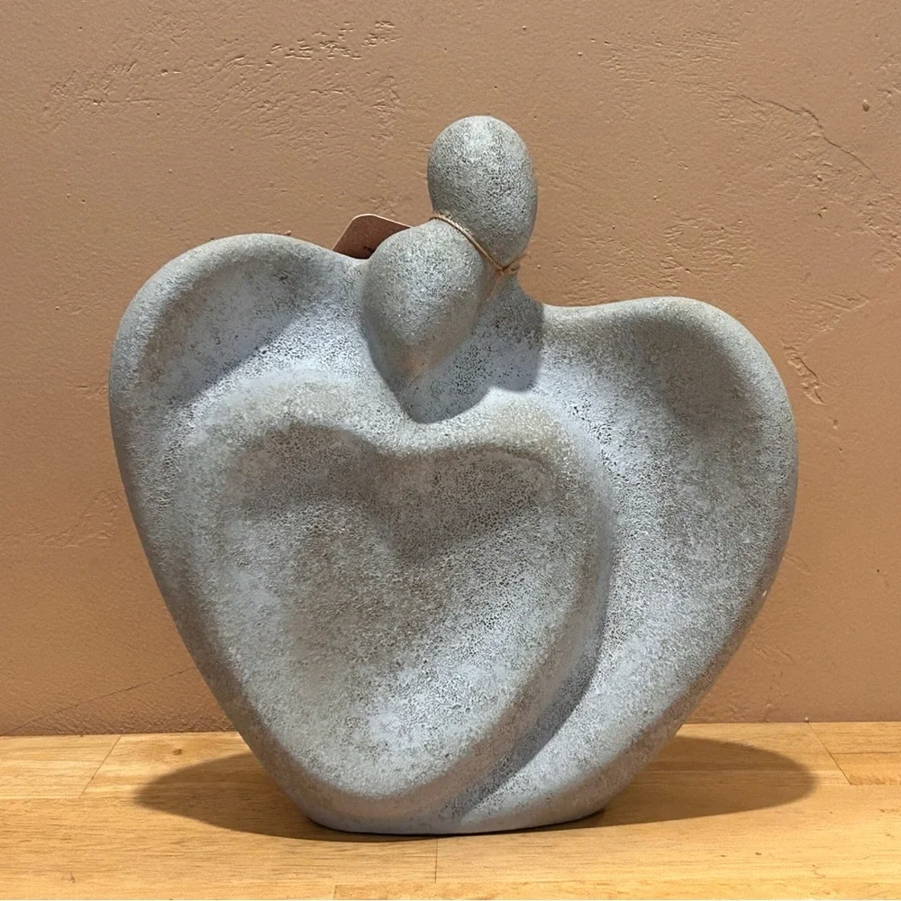 NWTS TAHUA Made In Peru Love Ceramic Statue. Stone Grey Ceramic. - Picture 7 of 8
